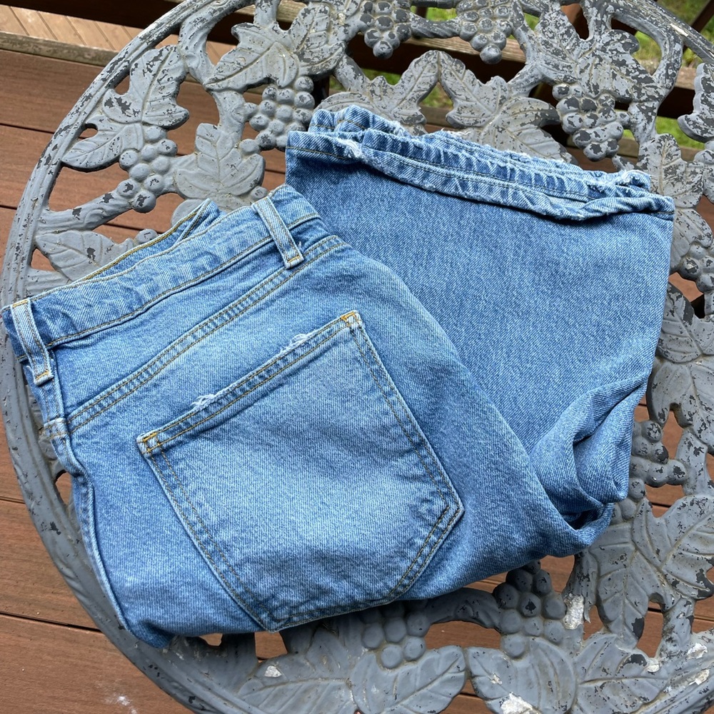 Low rise flared bdg jeans